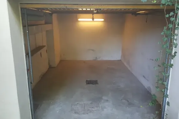 Entrümpelung einer Garage. Garagenentrümpelung.